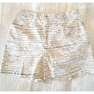Chico’s Design 3 Women's Tan Vintage Newsprint Walking Shorts Pockets Stretch